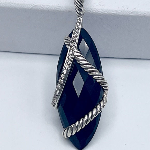 David Yurman Black Onyx & Diamond
Cable Wrap Pendant - Picture 9 of 10